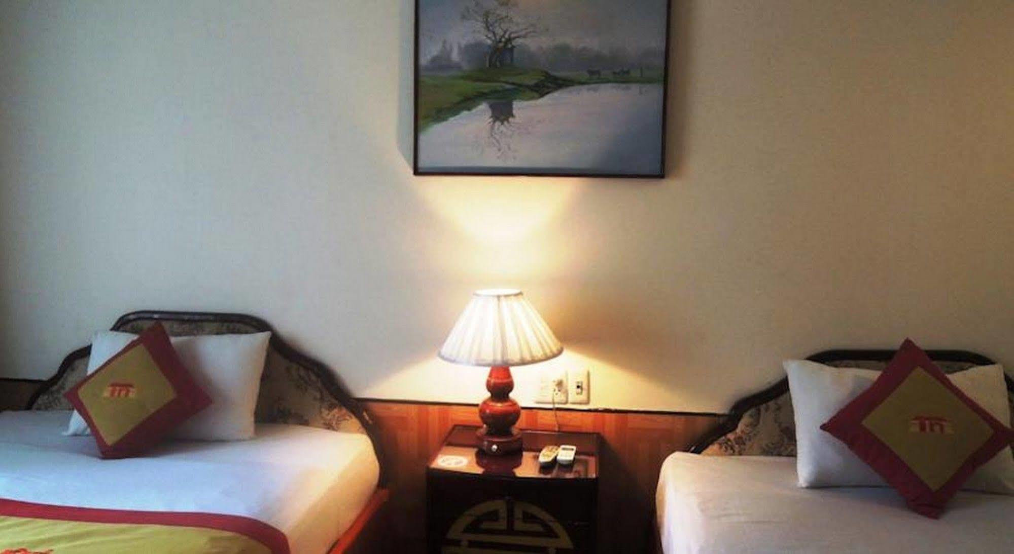 Thanh Noi Hotel Хюэ Экстерьер фото