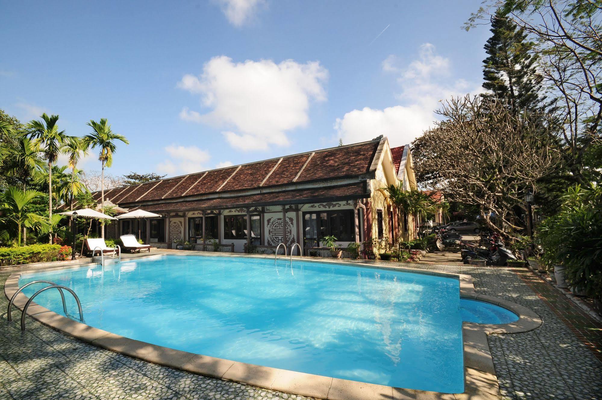 Thanh Noi Hotel Хюэ Экстерьер фото
