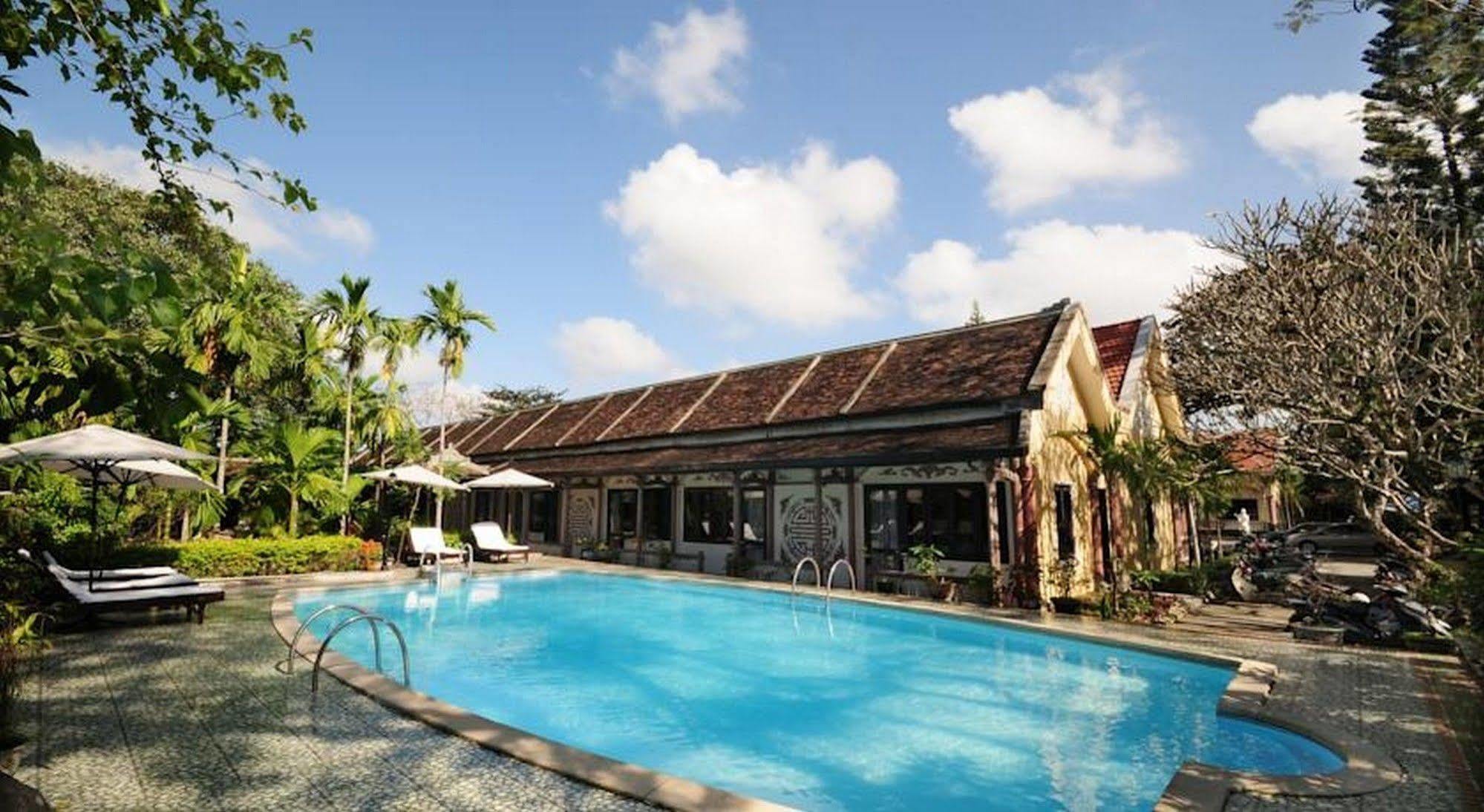 Thanh Noi Hotel Хюэ Экстерьер фото