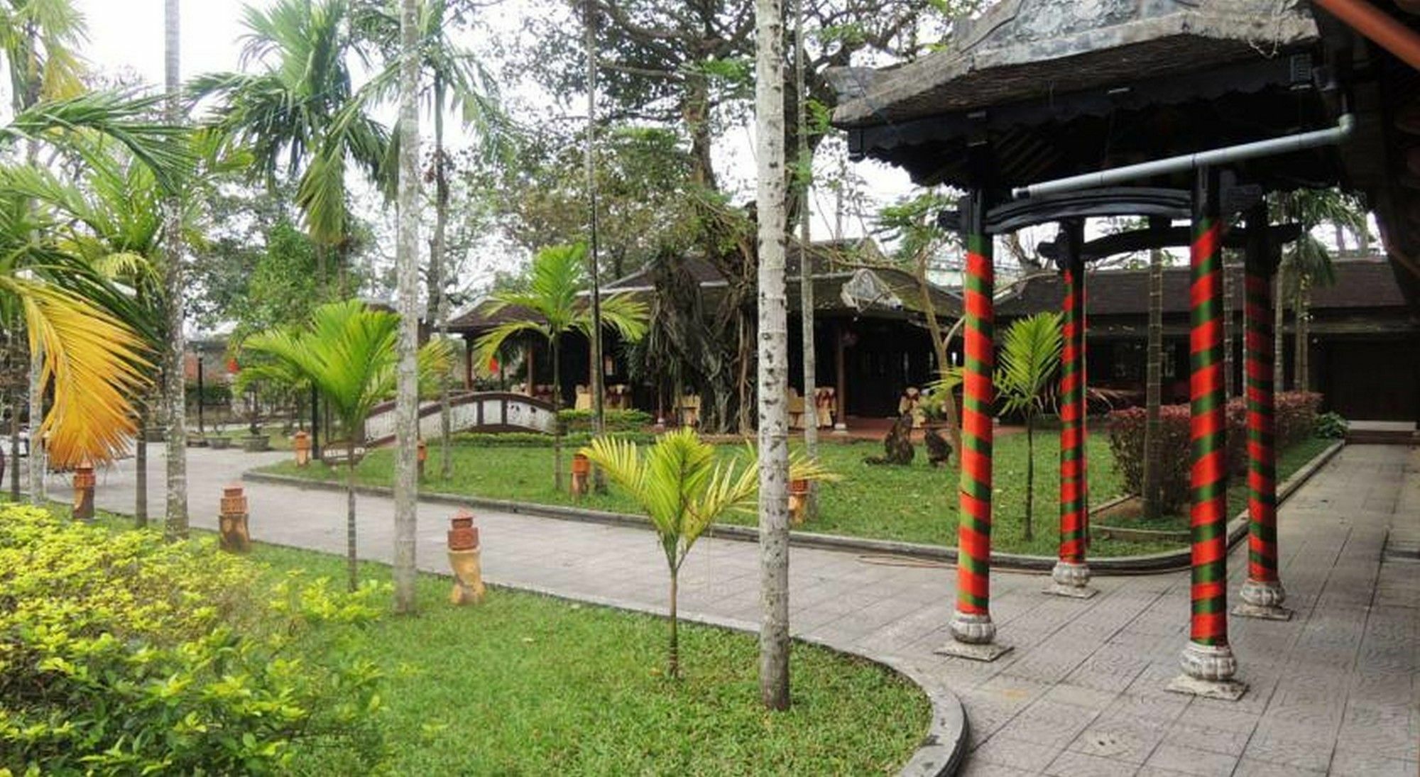 Thanh Noi Hotel Хюэ Экстерьер фото